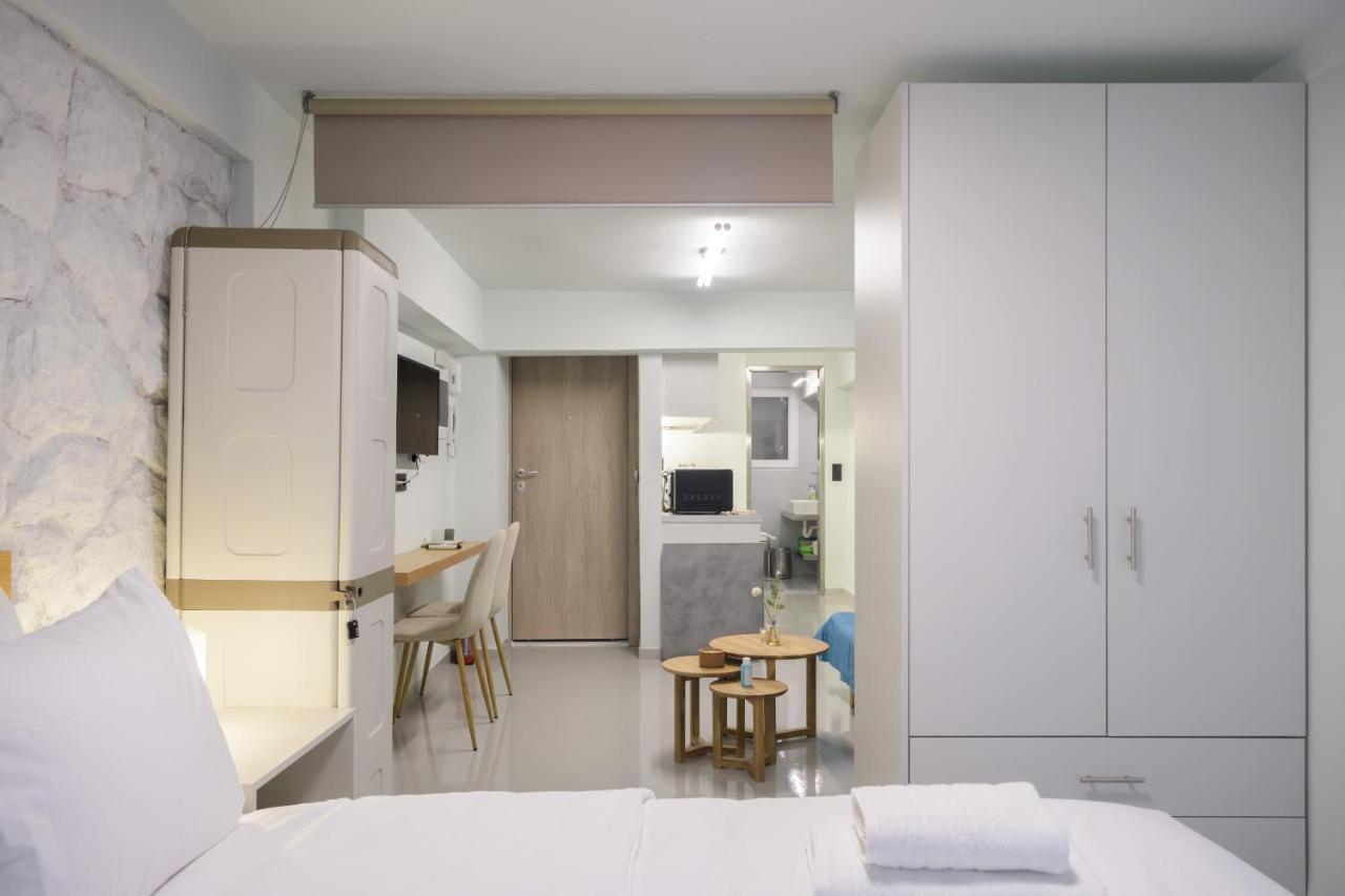 Fully Renovated Underground Flat In Pagrati Apartment Athens Exterior photo